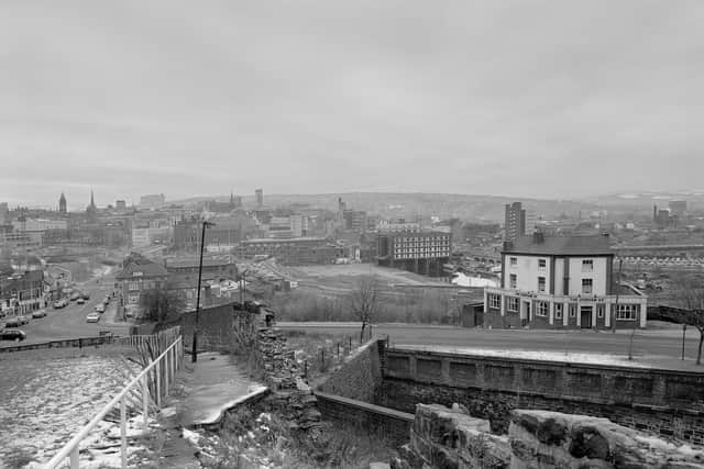 A view over the city centre in 1989 with the Durham Ox pub on Cricket Inn Road in the foreground, pictured by photographer Berris Conolly