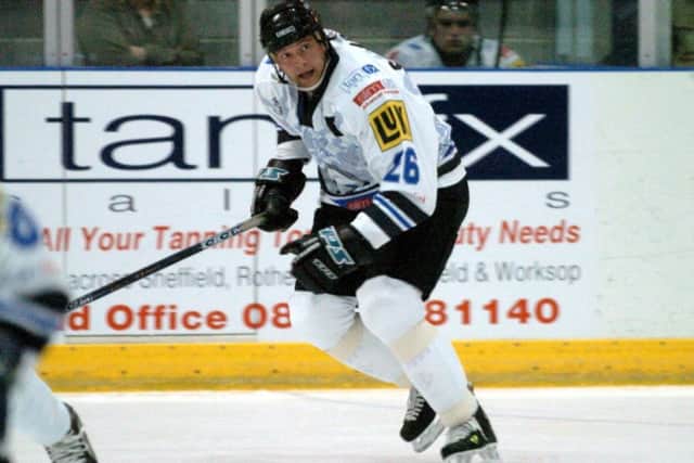 Ron Shudra playing for Sheffield Scimitars against Manchester Phoenix at iceSheffield in September 2006