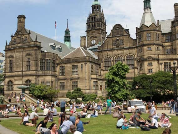 The warm weather is set to continue into next week in Sheffield