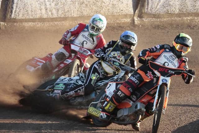 Gino Manzares leads Joe Lawlor and Danny Phillips Ht2
Sheffield Tigers v Scunthorpe Scorpions Picture courtesy of Andy Garner