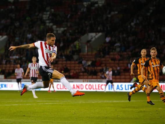 Billy Sharp scores his volley