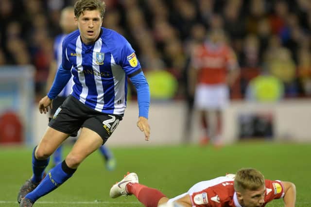 Sheffield Wednesday's Adam Reach in action against Nottingham Forest at the City Ground last night....Pic Steve Ellis