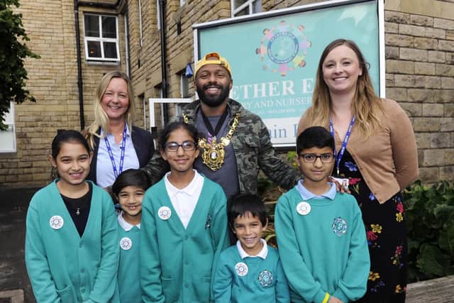 Lord Mayor of Sheffield Coun Magid Magid with Nether Edge Primary co-headteachers Michele Nott and Katie Hall and members of the school council