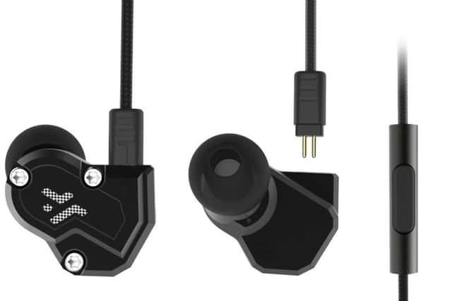 RevoNext Quad Driver In-Ear Headphones RN-QT3 in matte black