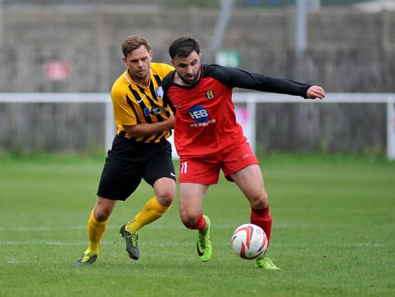 Handsworth Parramore FC in action against Worksop Town.