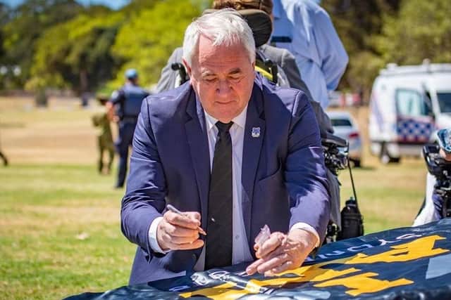 Collecting signatures on the Invictus flag