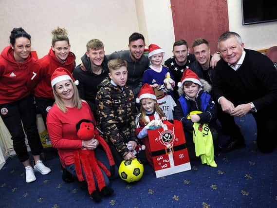 Sheffield United FC Visit to Weston Park Hospital......Meeting some of the younger patients....Pic Steve Ellis