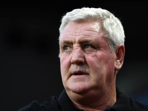 BIRMINGHAM, ENGLAND - AUGUST 22:  Steve Bruce, Manager of Aston Villa looks on prior to the Sky Bet Championship match between Aston Villa and Brentford at Villa Park on August 22, 2018 in Birmingham, England.  (Photo by Clive Mason/Getty Images)
