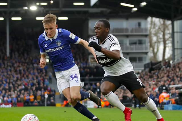 Sheffield Wednesday want to sign Fulham forward Neeskens Kebano
