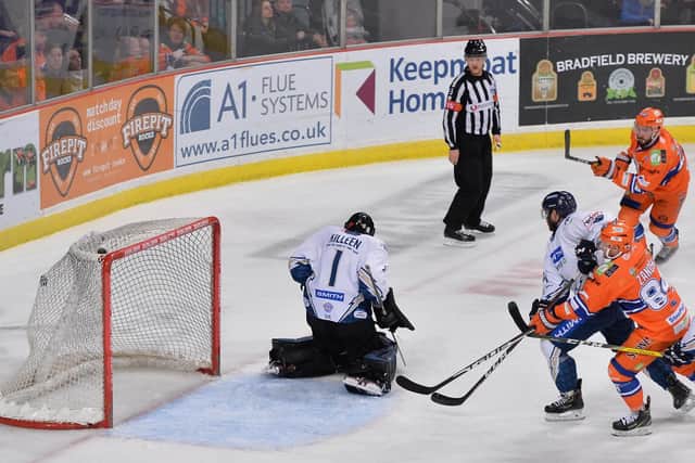 Goal for Steelers v MKL. Pic by Dean Woolley