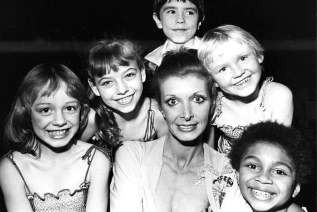Marti Caine with children - 18 December 1980
