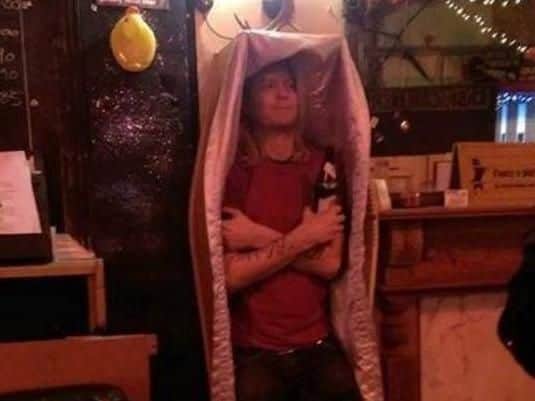 Wes Scantlin of Puddle Of Mudd was pictured inside a coffin at town centre pub Cask Corner shortly ahead of the disastrous concert. (Photo: Lucille Wardley).
