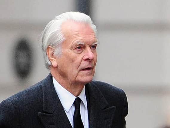 Lord David Owen has criticised President Obamas intervention in the debate