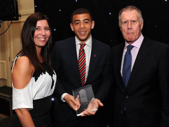 Che Adams wins the Young Player of the Year with Kelly Bailey and Sir Geoff Hurst at The Star Football Awards. Picture: Andrew Roe