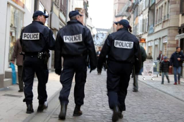 French police. Photograph by Rama, Wikimedia Commons, Cc-by-sa-2.0-fr