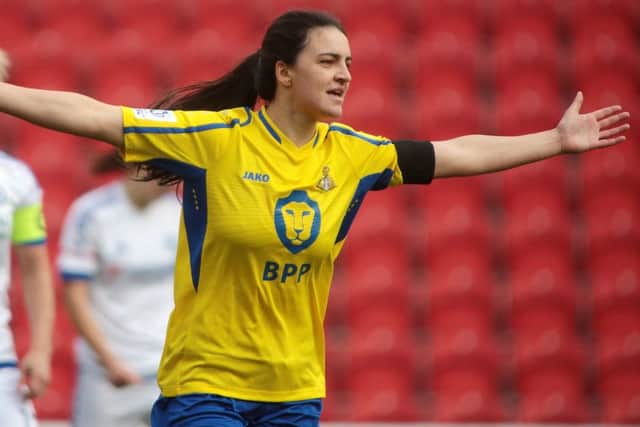Belles scorer Jess Sigswort. Photo: Glenn Ashley Photography