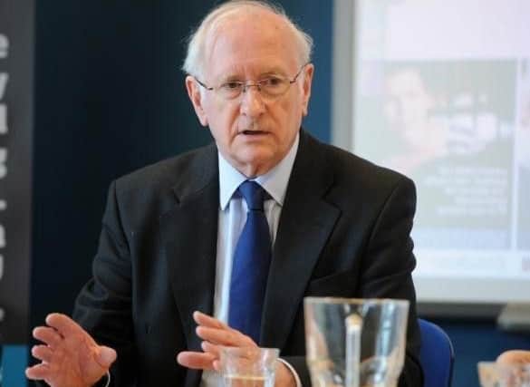 Dr Alan Billings