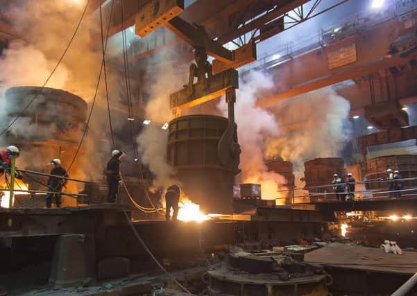 Sheffield Forgemasters' record 607 tonne casting pour.