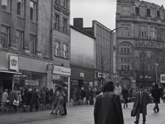 Fargate in Sheffield in the 1970s.(Photo: Pete Hill/YouTube).