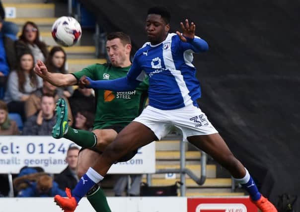 Chesterfield's Ricky German battles with Scunthorpe's Murray Wallace