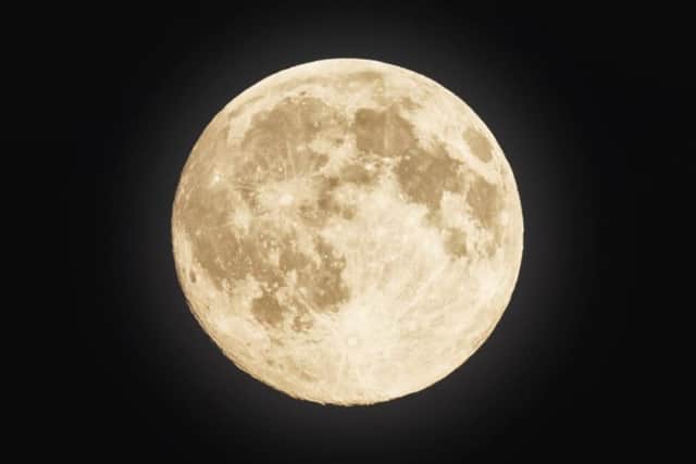 Supermoon set to rise