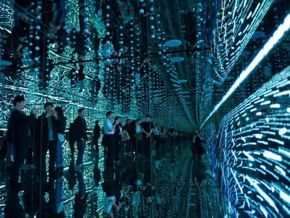 A Site Gallery project, Microsoft Infinity Room, Universal Everything in collaboration with Roundhouse  Universal Everything