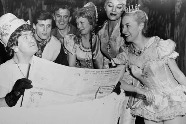 RETRO Panto at Sheffield Lyceum Goldilocks and the three bears Dec 1958
Dame Peter Butterworth with Karen Greer, Janet Mayne , ronnie Carroll and Doreen Lang with Stanley Massey.
