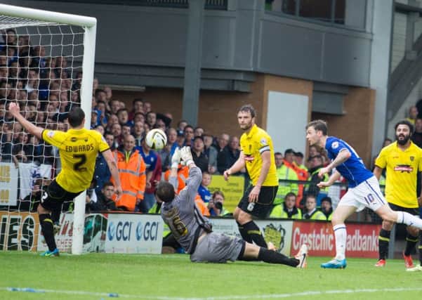Chesterfield vs Burton - Jay O'Shea heads home his and Chesterfields second against Burton as they claim promotion to league 1