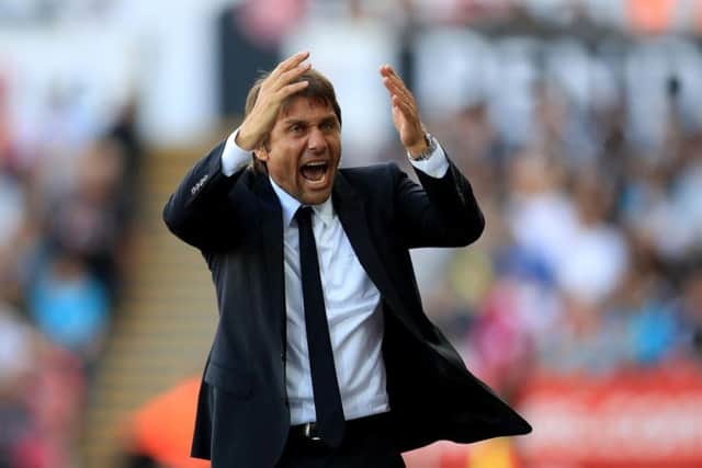 Antonio Conte likes playing with wing-backs and three centre-halves