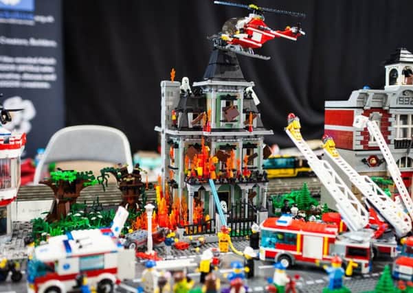 Lego Block Con