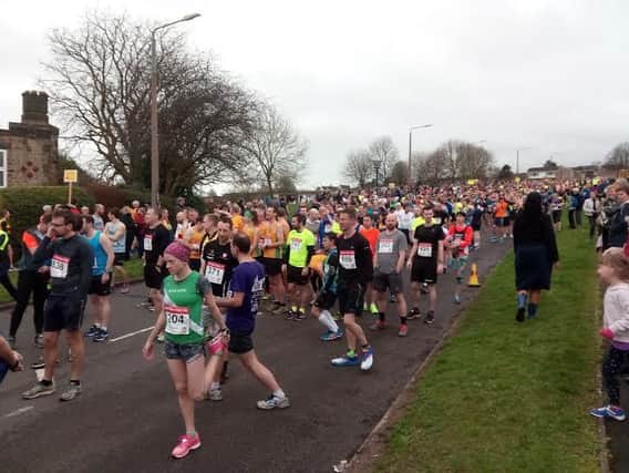 Dronfield 10K - seconds before the start