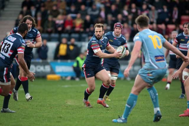 Try scorer Simon Humberstone on the attack. Photo by Glenn Ashley.