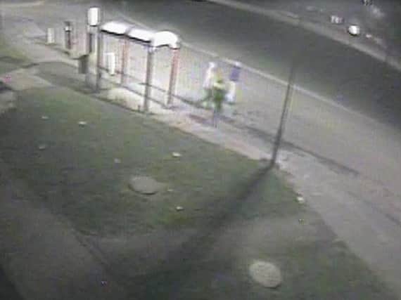 Detectives are seeking potential witnesses to a street robbery
