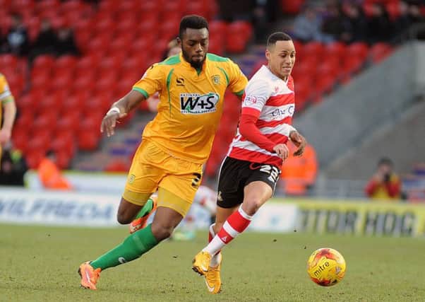 NSST 14-2-15 Doncaster Rovers v Yeovil Town Skybet League One

Rovers Kyle Bennett battles with Gozie Ugwu