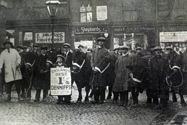 Sale of Denniff cattle at Heeley Bottom in the 1920s