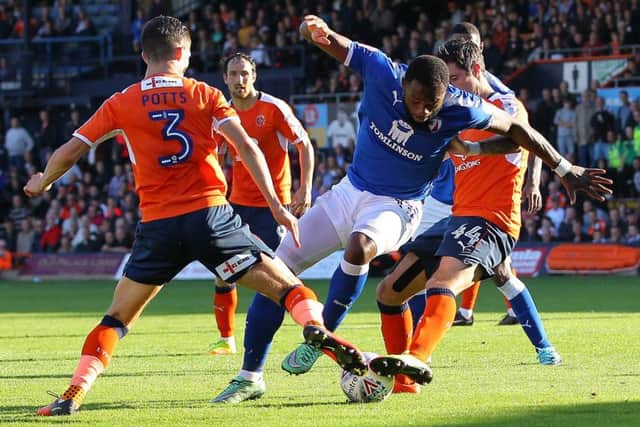 Picture by Gareth Williams/AHPIX.com; Football; Sky Bet League Two; Luton Town v Chesterfield; 23/09/2017 KO 15.00; Kenilworth Road; copyright picture; Howard Roe/AHPIX.com; Gozie Ugwu is tackled by a combination of Luton's Dan Potts and Alan Sheehan