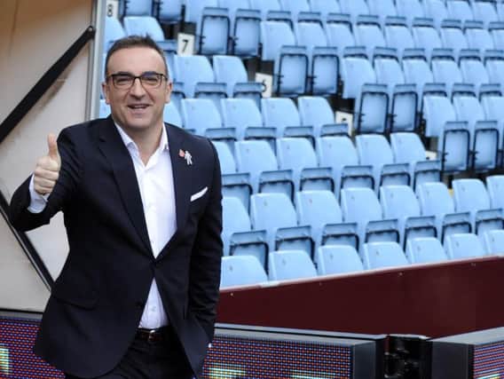 Head coach Carlos Carvalhal is the man who selects transfer targets for Wednesday, according to chairman Dejphon Chansiri