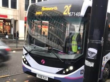 Bus in Sheffield (s)