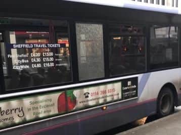 Bus in Sheffield (s)