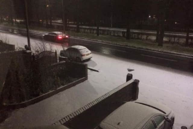 Snow in Chesterfield Road South, Meadowhead.