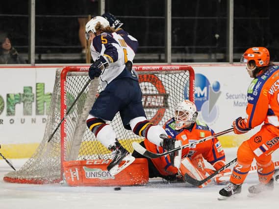 Sheffield v Guildford. Pic by Hayley Roberts