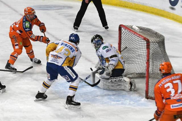 Steelers' Colton Fretter takes a shot against Fife.