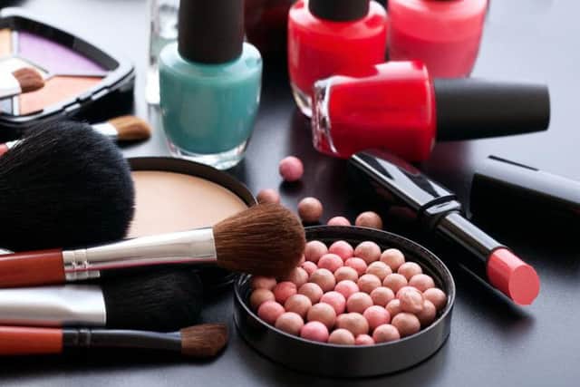 There are a wealth of exciting job opportunities in the beauty industry currently available in Sheffield