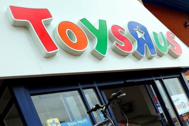 Toys R Us is closing all its UK stores.