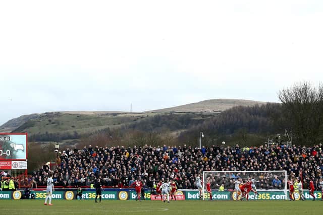 Average attendance: 2,764