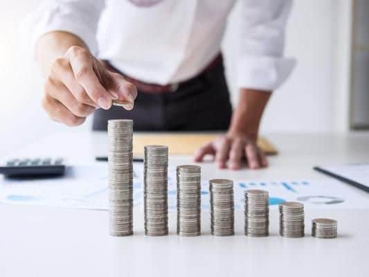 Average salary: 48,140 GBP